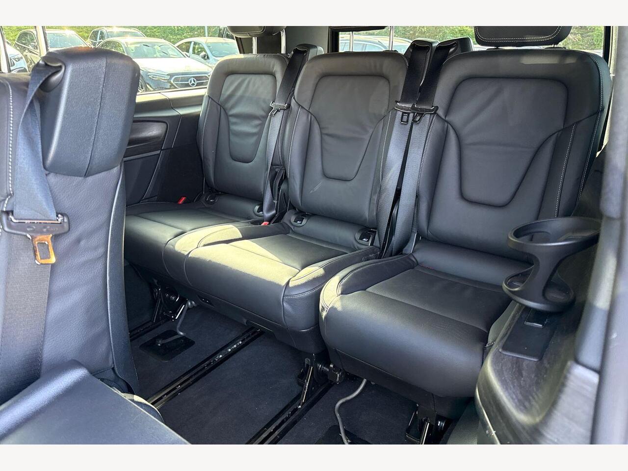 Used Mercedes-Benz V-Class 2025 for sale - 77770890: Photo 13