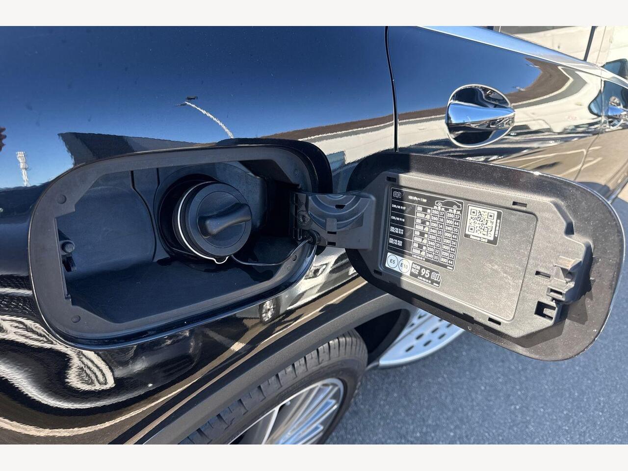 Used Mercedes-Benz GLC 2019 for sale - 78021920: Photo 16