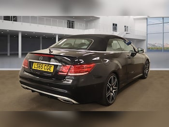 Used Mercedes-Benz E-Class 2015 for sale - 76186751: Photo 2