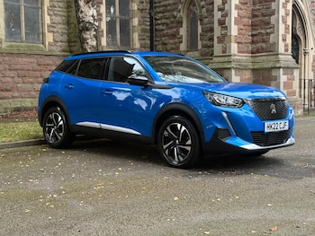 2022 - 1.2 PureTech Allure Premium 5-Door