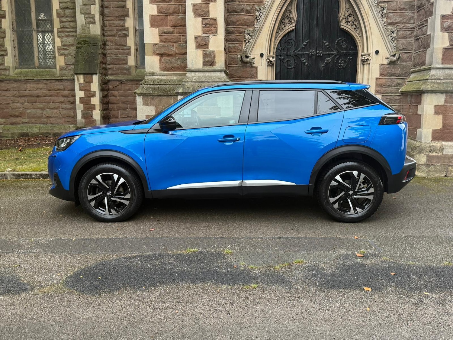 Used Peugeot 2008 2022 for sale - 76186644: Photo 5