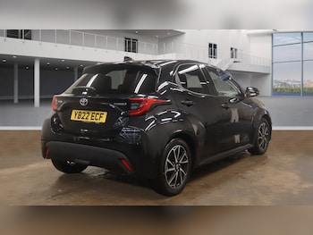 Used Toyota Yaris 2022 for sale - 76769564: Photo