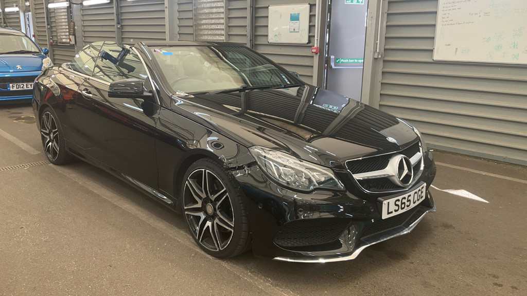 Used Mercedes-Benz E Class 2015 for sale - 76897021: Photo 10