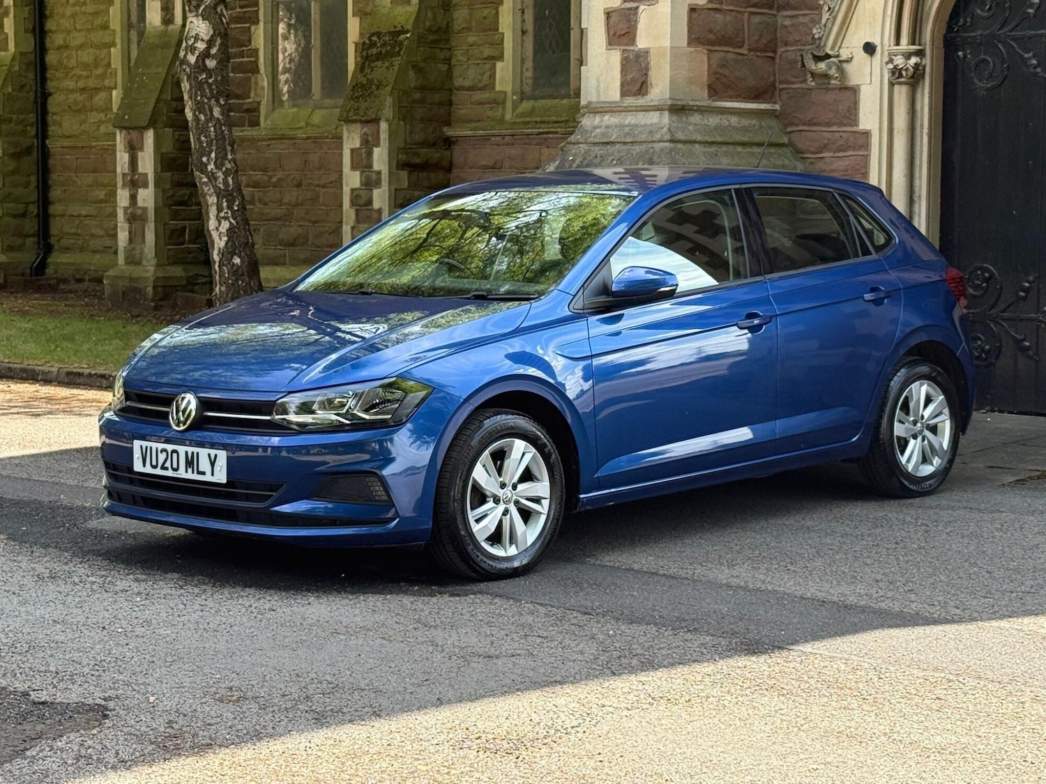 Used Volkswagen Polo 2020 for sale - 76793734: Photo 1