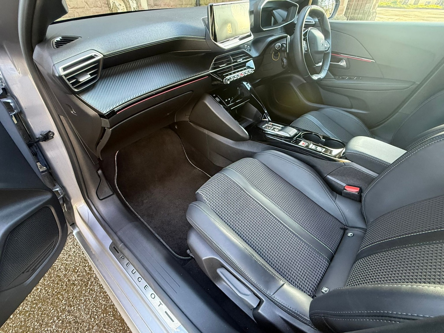 Used Peugeot 208 2022 for sale - 77938197: Photo 12