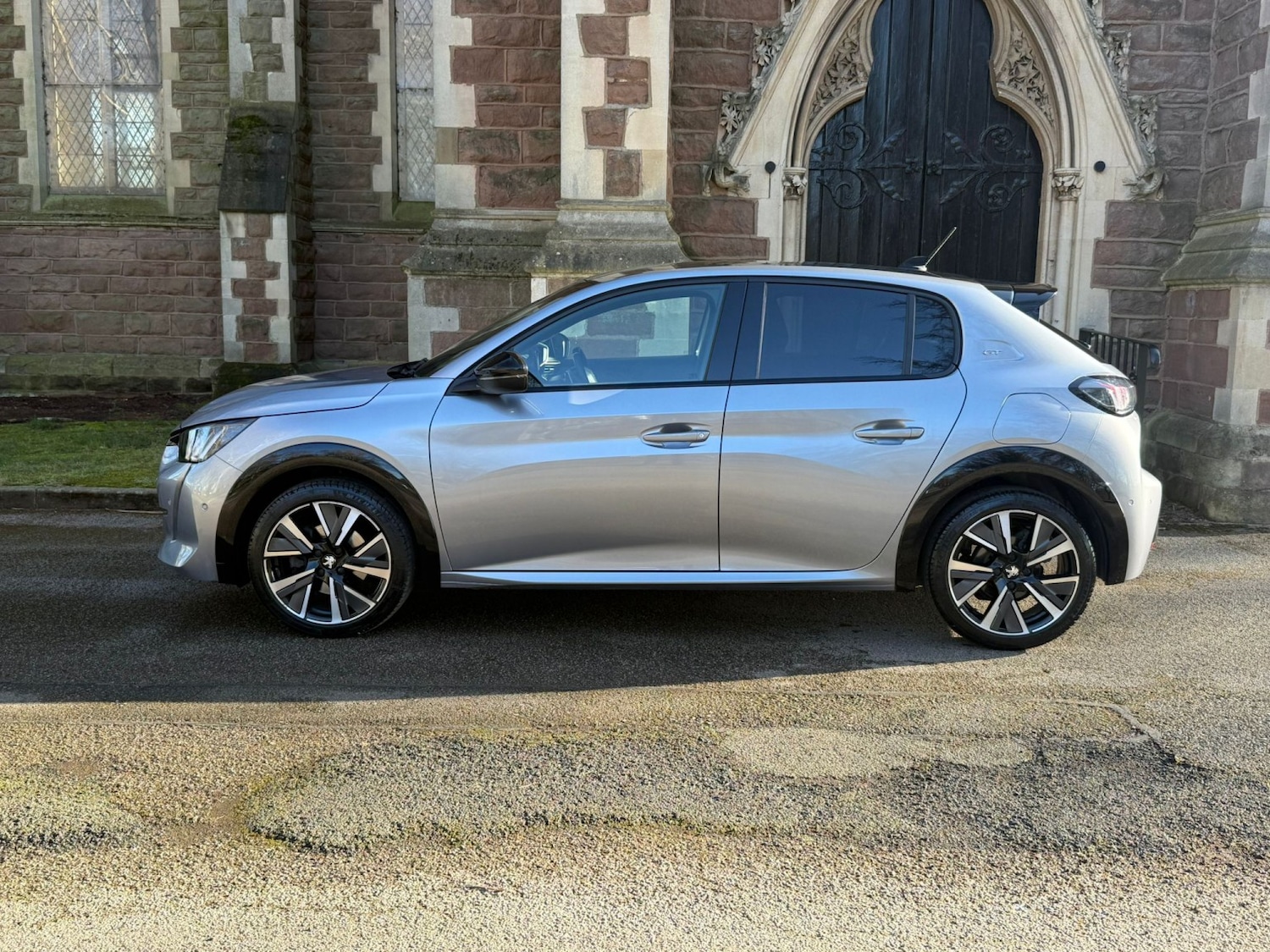 Used Peugeot 208 2022 for sale - 77938197: Photo 4