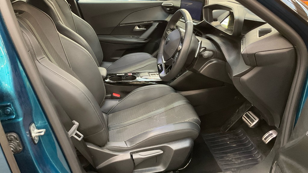 Used Peugeot 2008 2025 for sale - 77749867: Photo 9