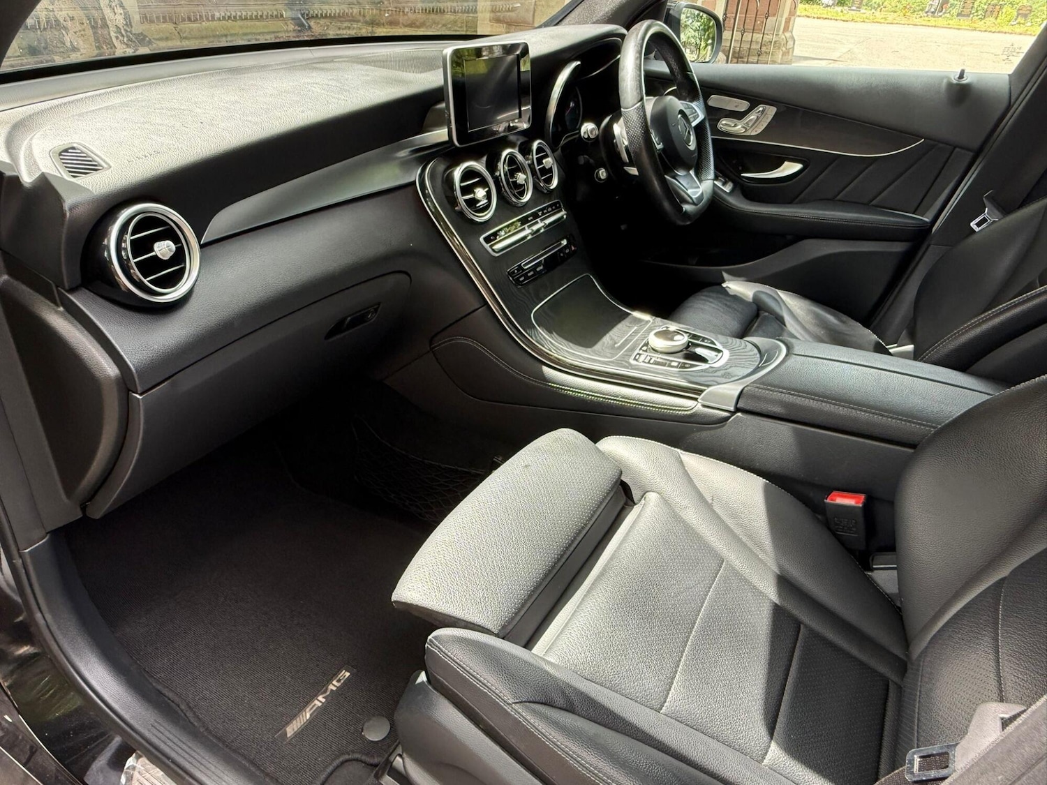 Used Mercedes-Benz GLC 2018 for sale - 76897048: Photo 12