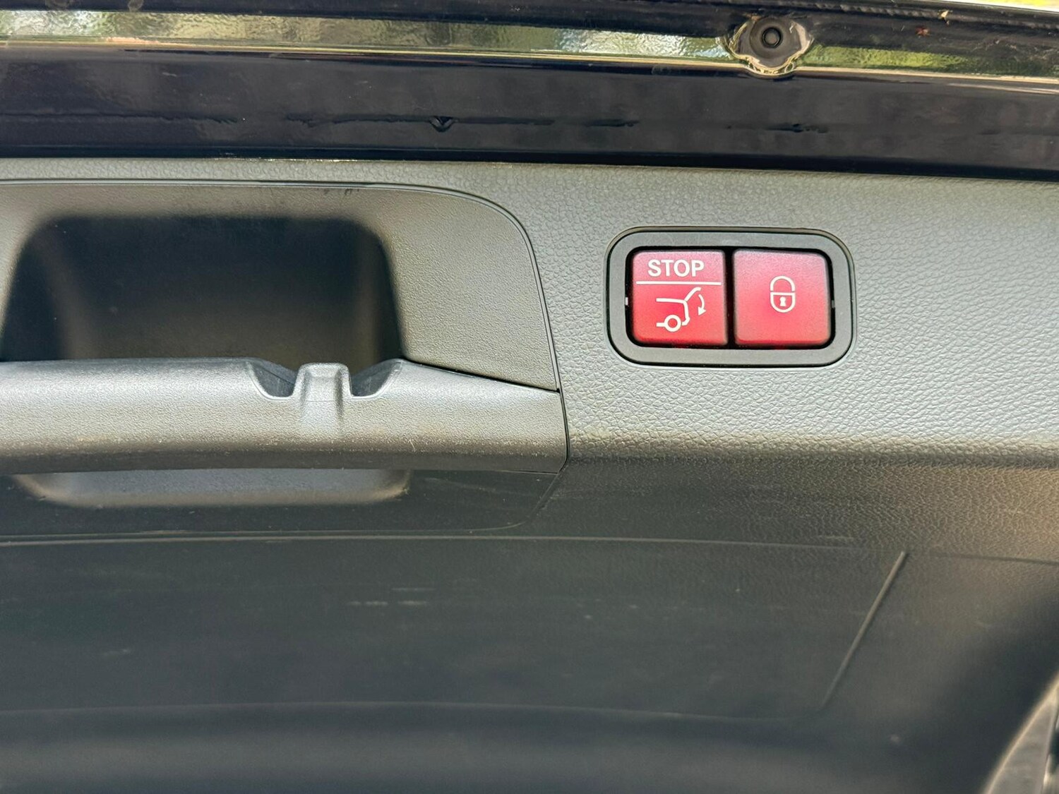 Used Mercedes-Benz GLC 2018 for sale - 76897048: Photo 27