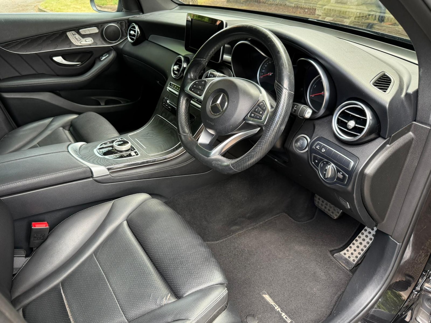 Used Mercedes-Benz GLC 2018 for sale - 76897048: Photo 9