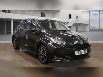 Used Toyota Yaris 2022 for sale - 79524719: Photo