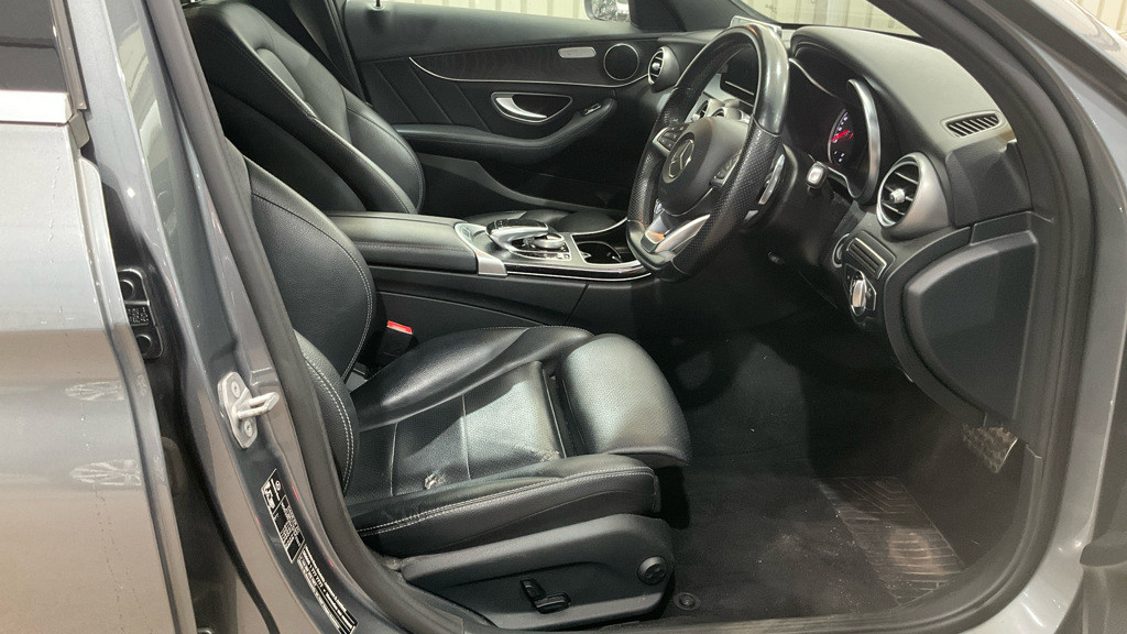 Used Mercedes-Benz C Class 2017 for sale - 76580009: Photo 5