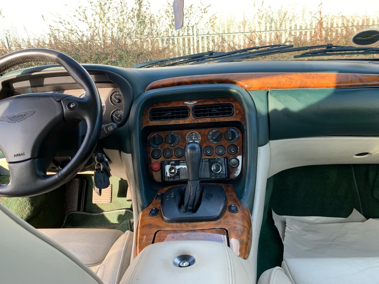 Used Aston Martin DB7 2001 for sale - 77189379: Photo 13