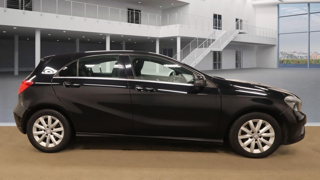 Used Mercedes-Benz A-Class 2014 for sale - 77991659: Photo 11