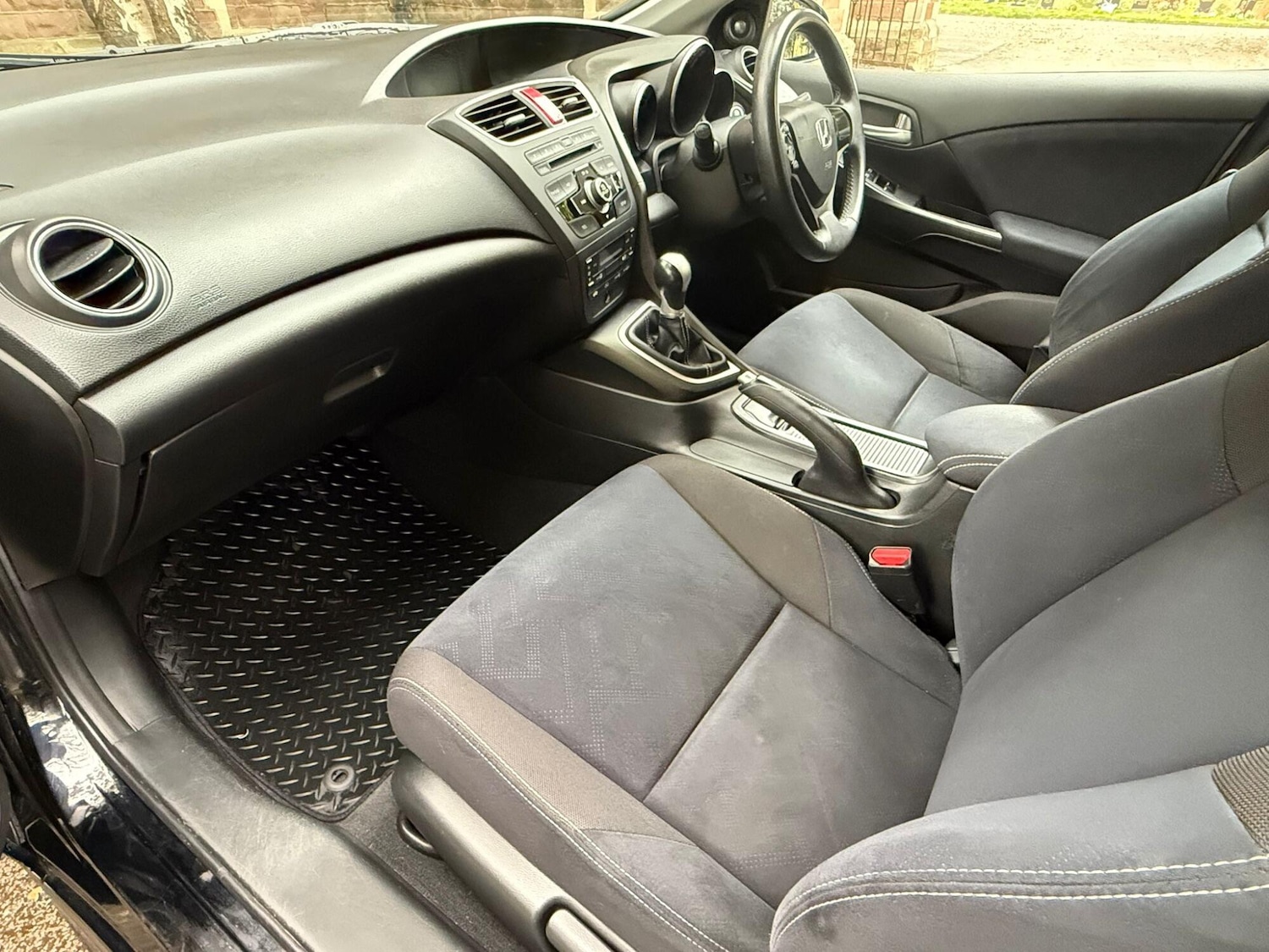 Used Honda Civic 2015 for sale - 76579997: Photo 14