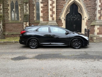 Used Honda Civic 2015 for sale - 76579997: Photo