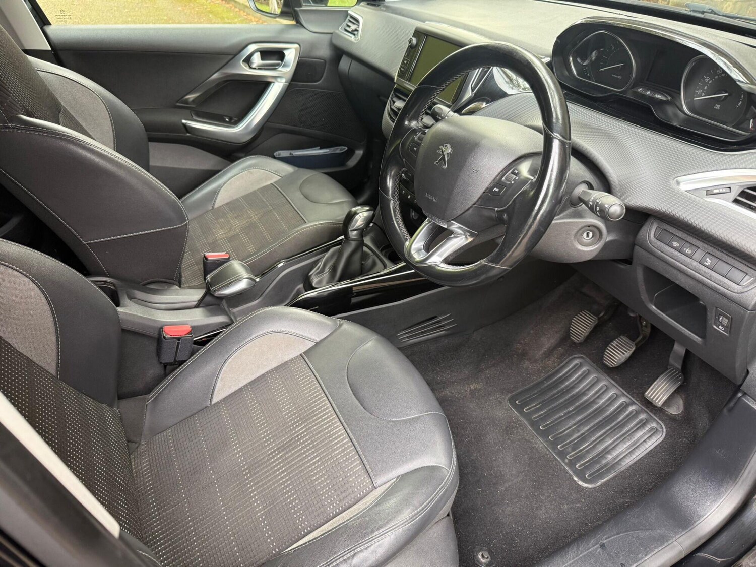 Used Peugeot 2008 2018 for sale - 76149334: Photo 10