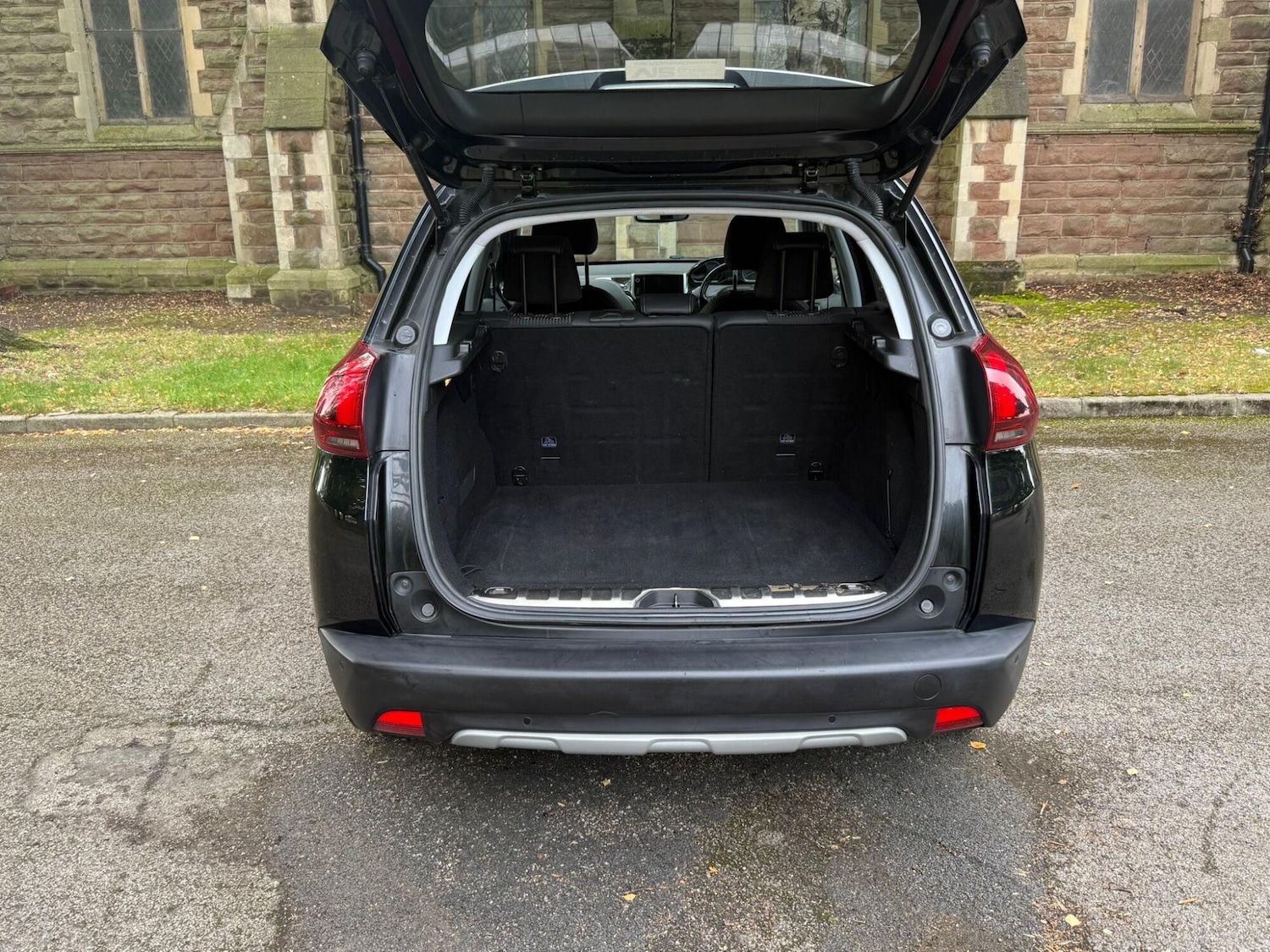 Used Peugeot 2008 2018 for sale - 76149334: Photo 12