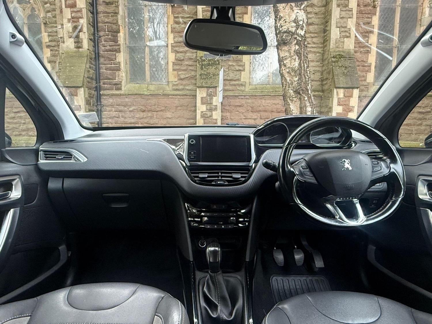 Used Peugeot 2008 2018 for sale - 76149334: Photo 15