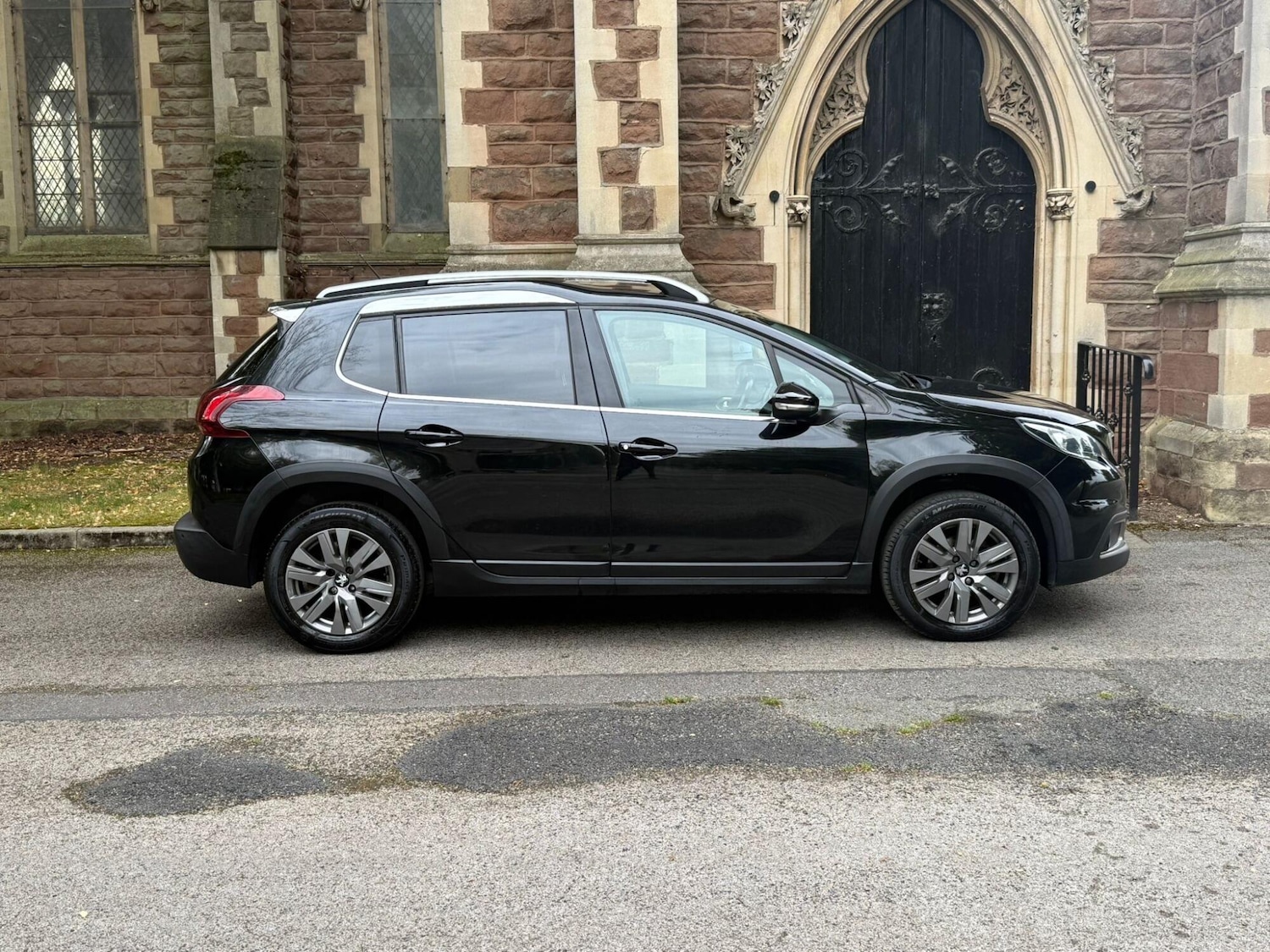 Used Peugeot 2008 2018 for sale - 76149334: Photo 7