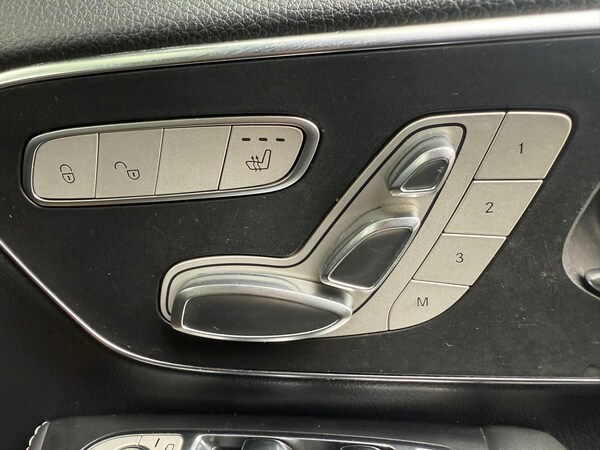 Used Mercedes-Benz V-Class 2019 for sale - 74918035: Photo 37