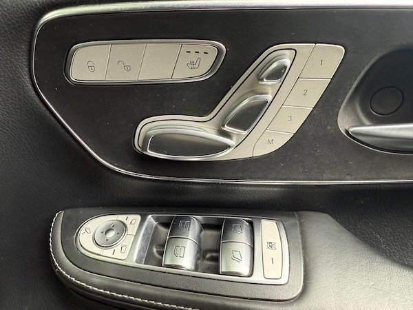 Used Mercedes-Benz V-Class 2019 for sale - 74918035: Photo 41