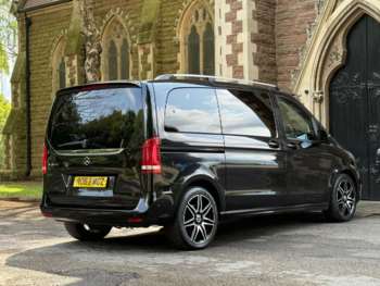 Used Mercedes-Benz V-Class 2019 for sale - 74918035: Photo