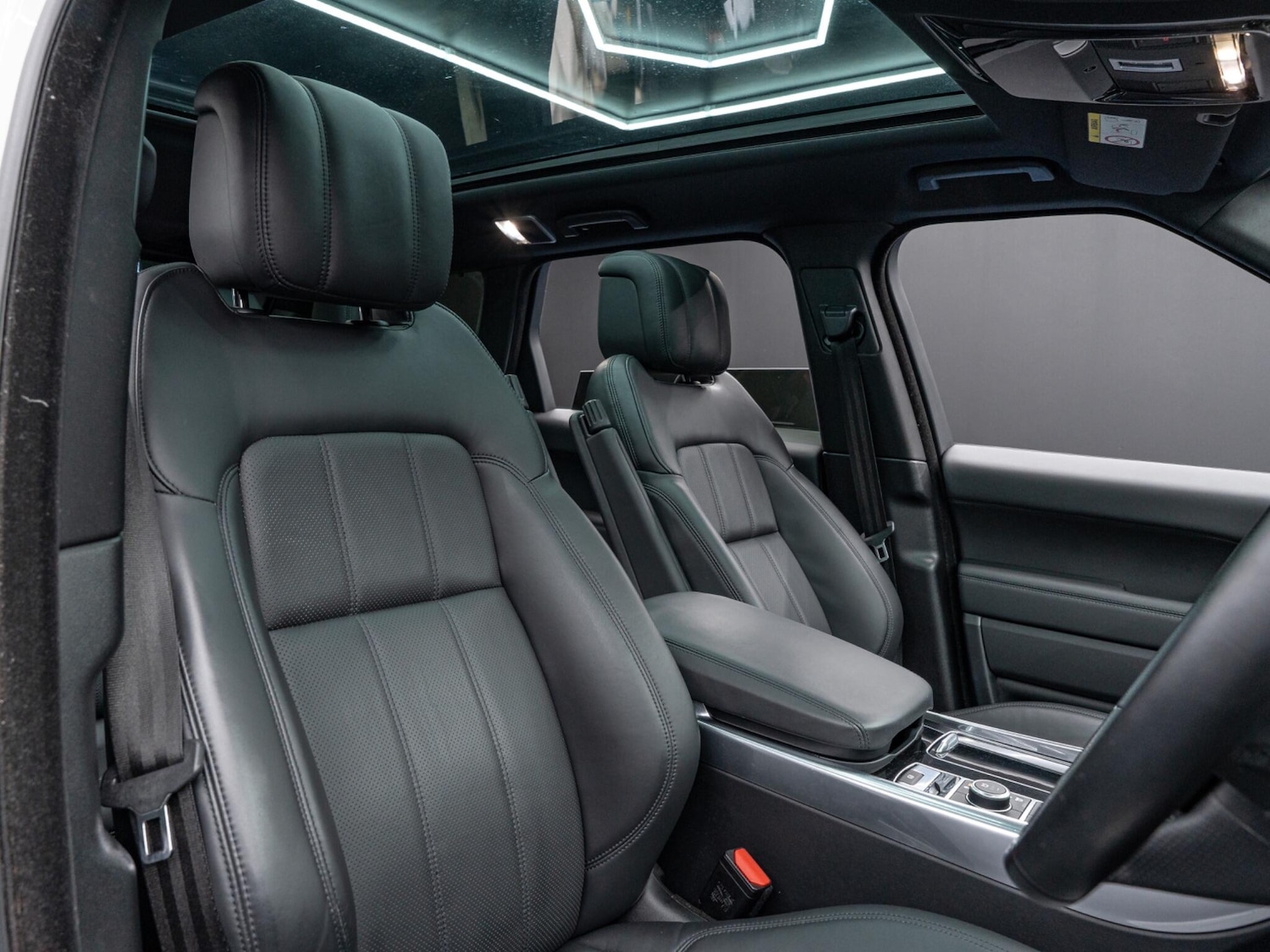 Used Land Rover Range Rover Sport 2018 for sale - 77016101: Photo 13