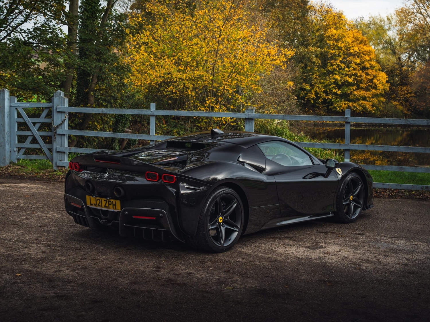 Used Ferrari SF90 Spider 2021 for sale - 76498807: Photo 13