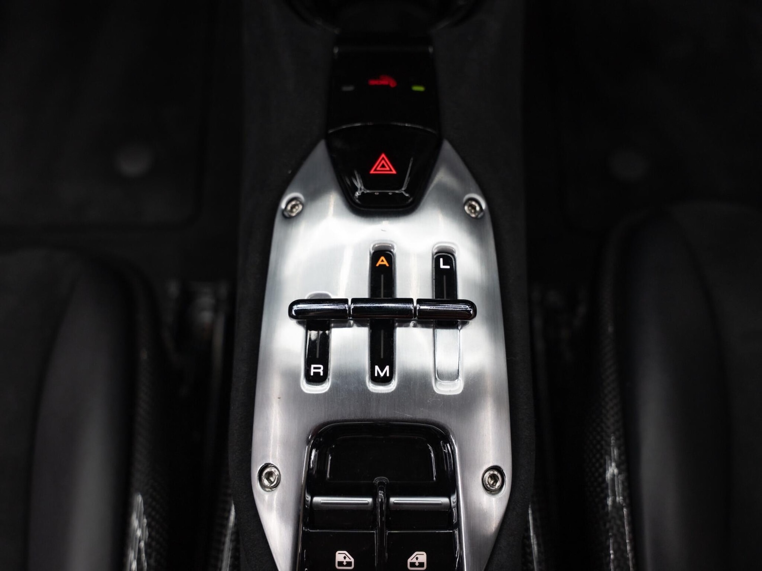 Used Ferrari SF90 Spider 2021 for sale - 76498807: Photo 26