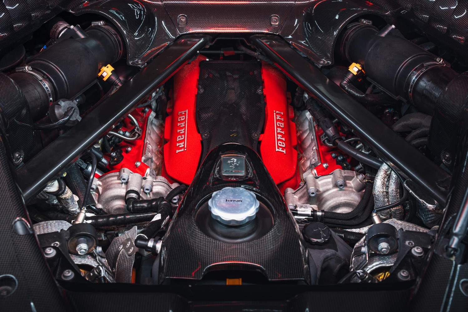 Used Ferrari SF90 Spider 2021 for sale - 76498807: Photo 32