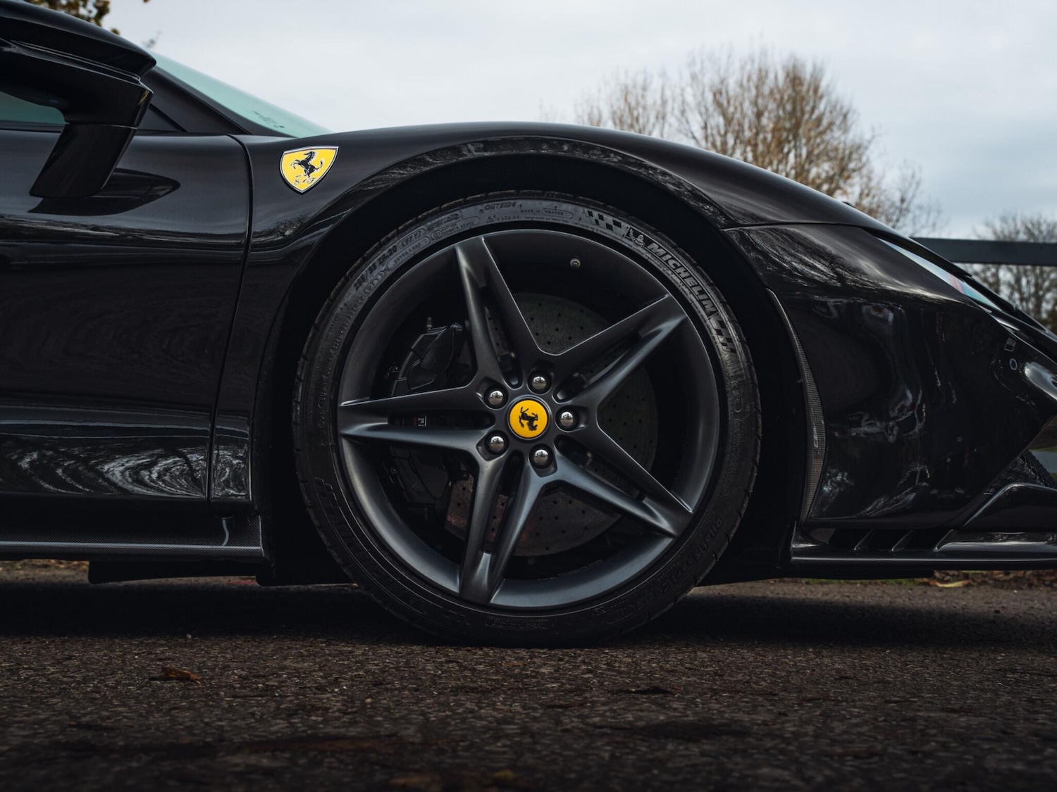 Used Ferrari SF90 Spider 2021 for sale - 76498807: Photo 35