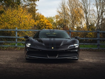 Used Ferrari SF90 Spider 2021 for sale - 76498807: Photo