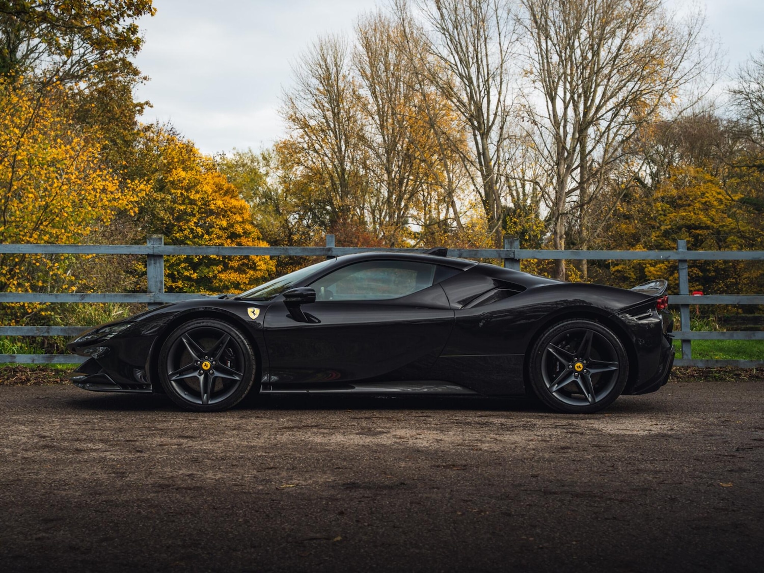 Used Ferrari SF90 Spider 2021 for sale - 76498807: Photo 8