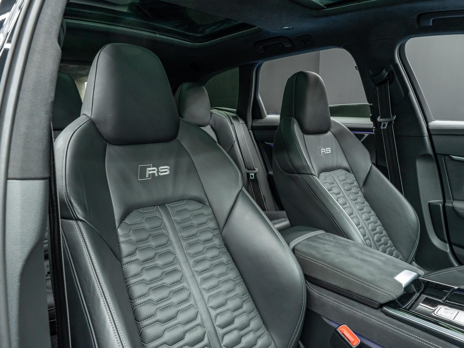 Used Audi RS6 2023 for sale - 78156761: Photo 15