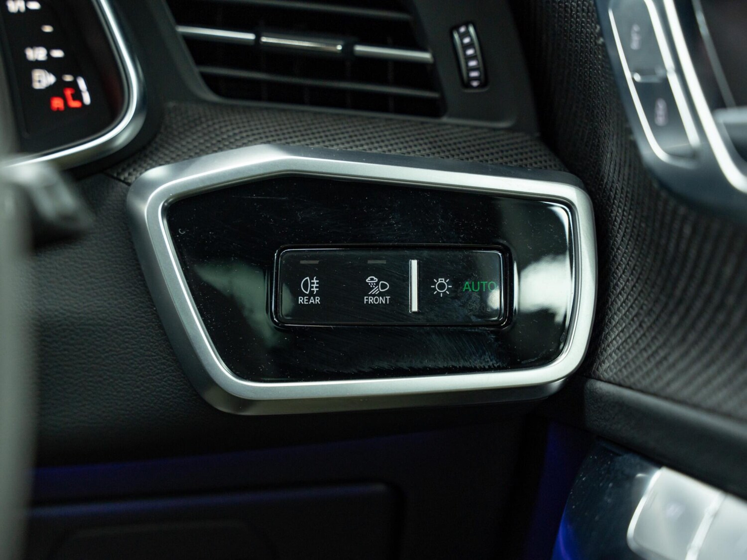 Used Audi RS6 2023 for sale - 78156761: Photo 32