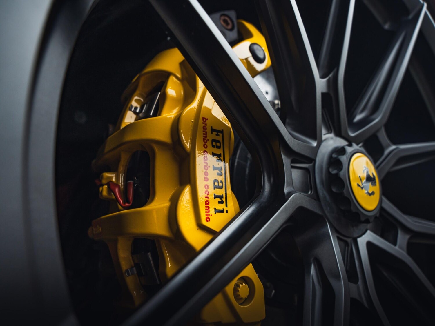 Used Ferrari 812 Superfast for sale - 77396008: Photo 37