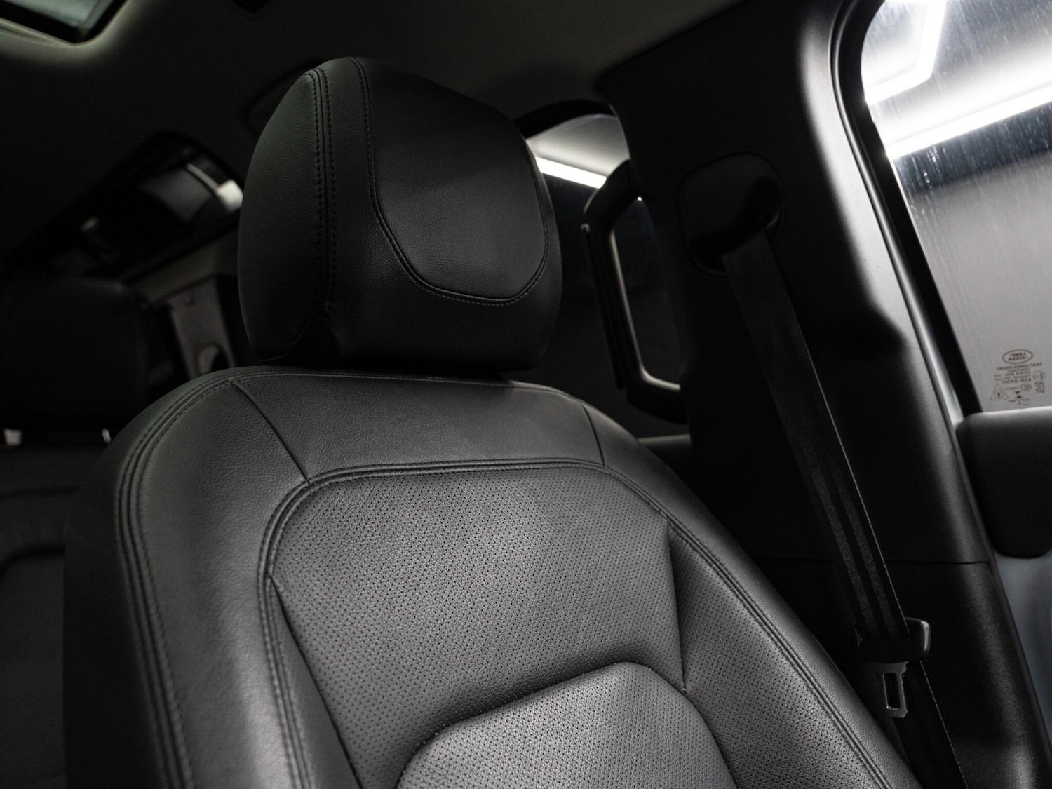 Used Land Rover Defender 110 2022 for sale - 76513098: Photo 16