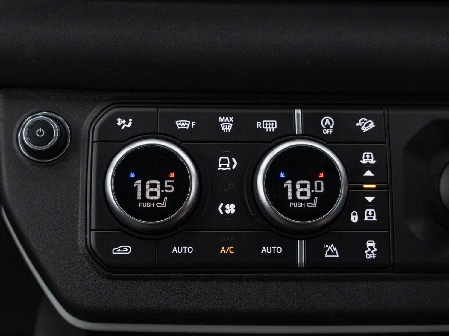 Used Land Rover Defender 110 2022 for sale - 76513098: Photo 26