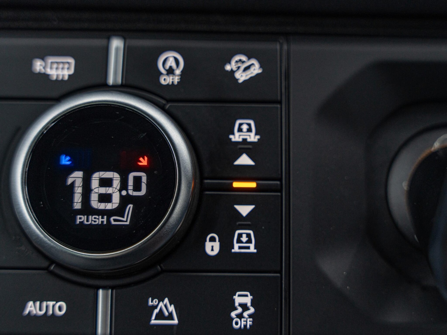 Used Land Rover Defender 110 2022 for sale - 76513098: Photo 27