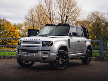 Used Land Rover Defender 110 2022 for sale - 76513098: Photo