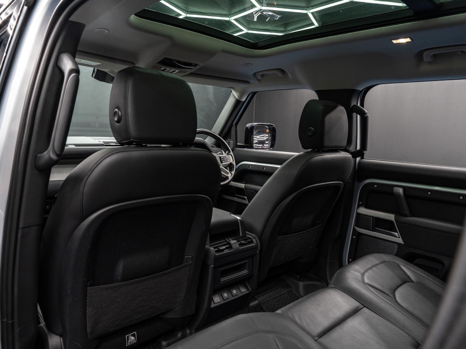 Used Land Rover Defender 110 2022 for sale - 76513098: Photo 78