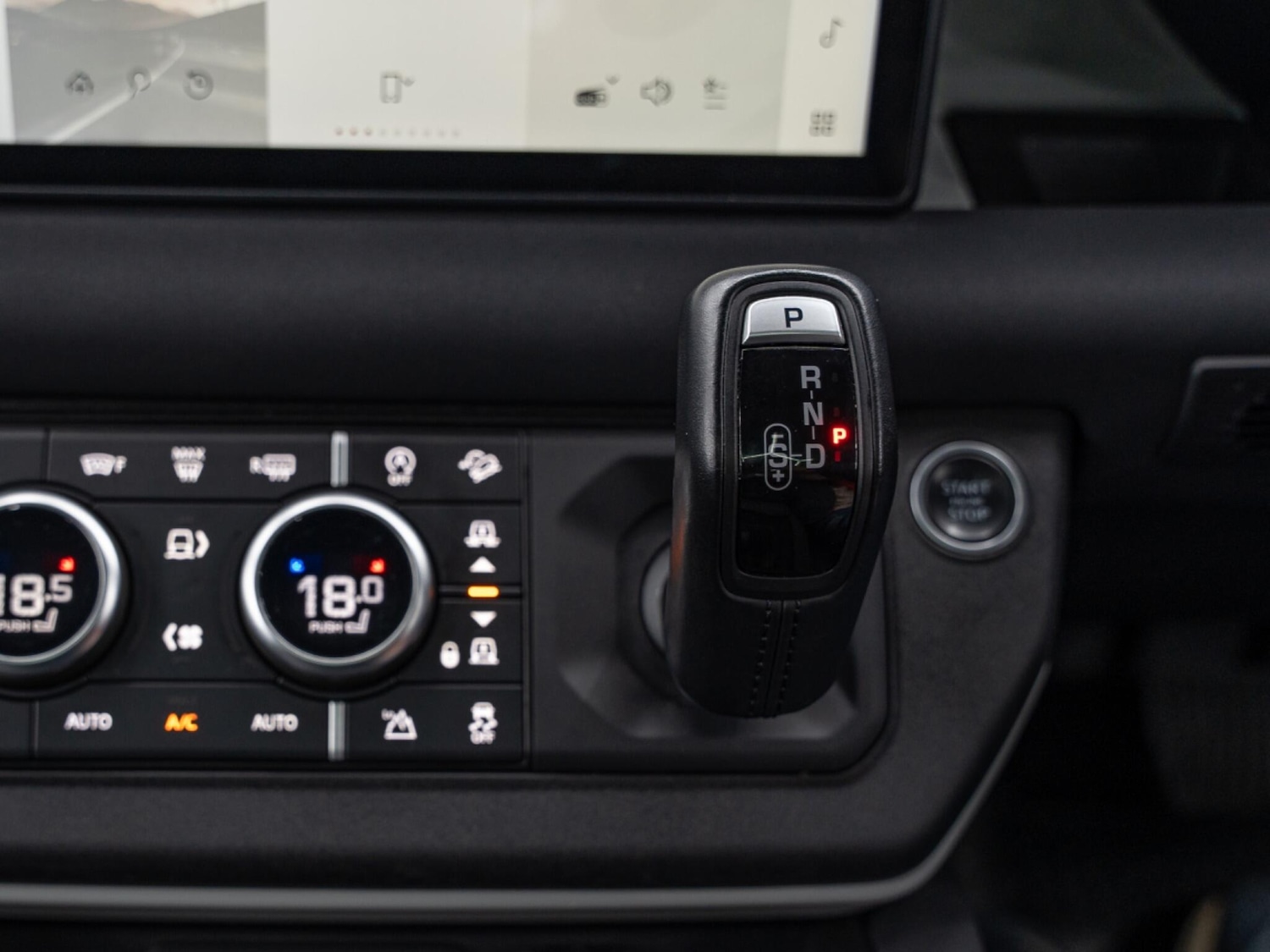 Used Land Rover Defender 110 2022 for sale - 76513098: Photo 81