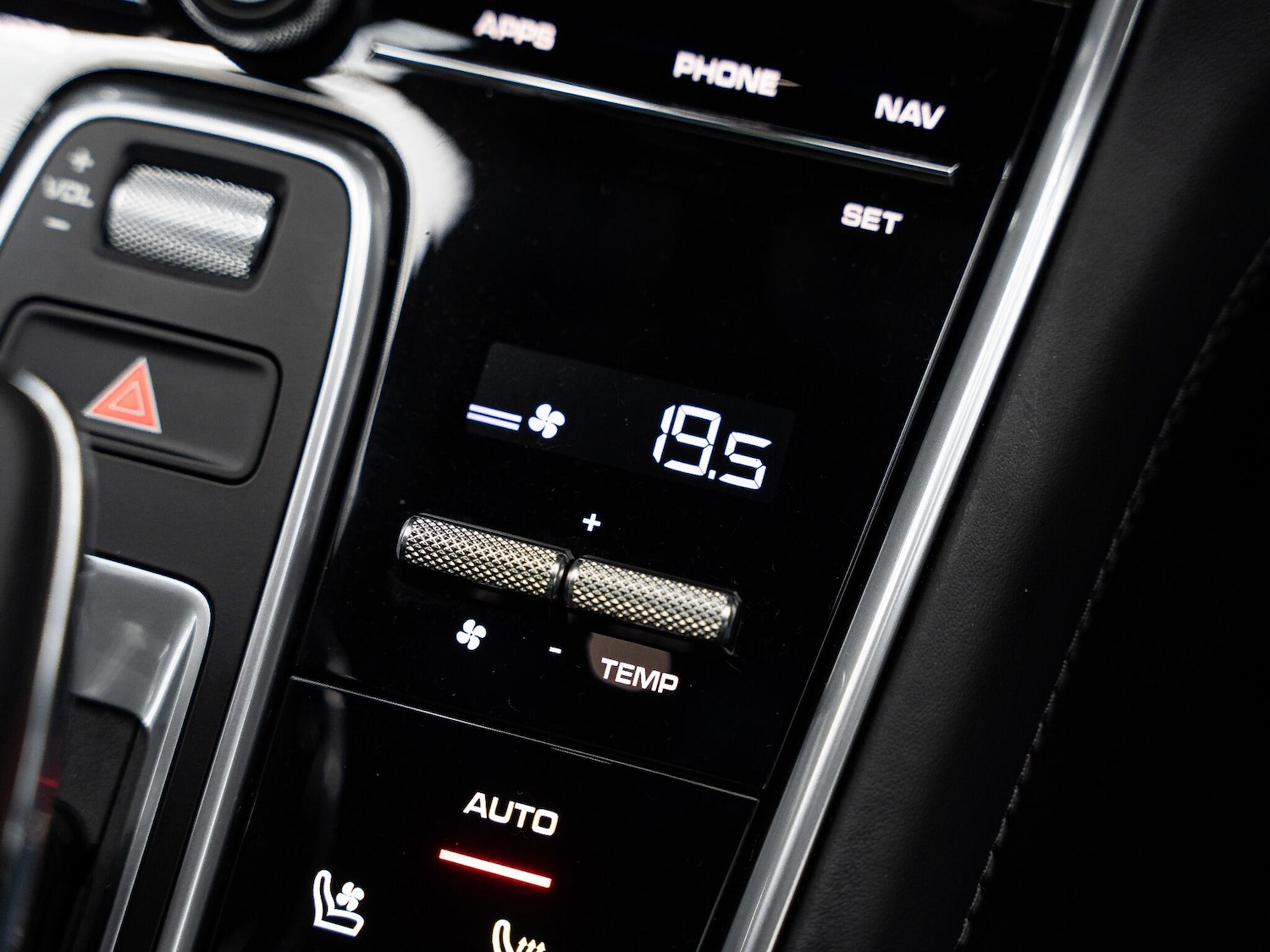 Used Porsche Panamera 2017 for sale - 76728314: Photo 14