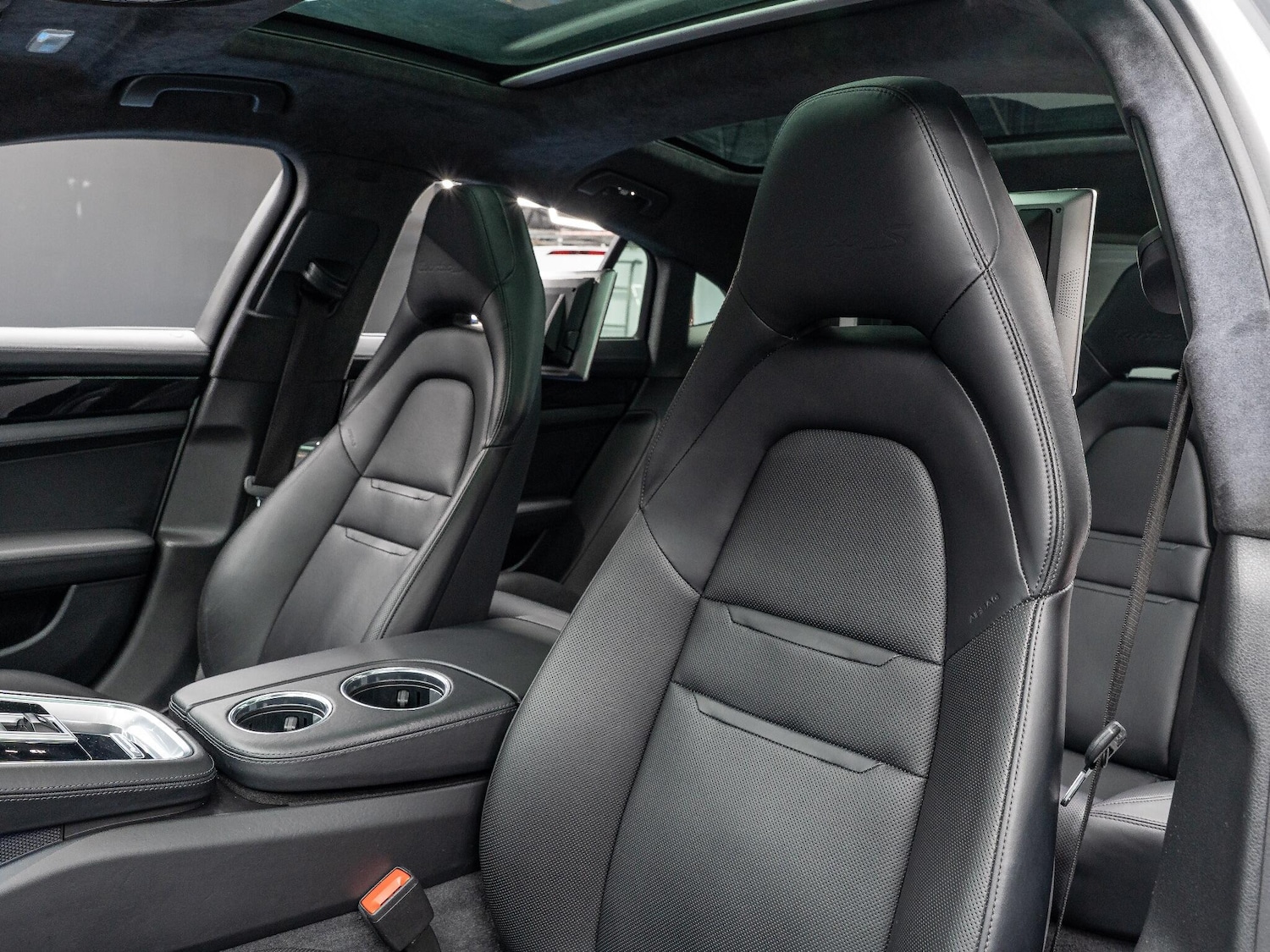 Used Porsche Panamera 2017 for sale - 76728314: Photo 31