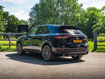 Used Porsche Cayenne 2018 for sale - 78946512: Photo