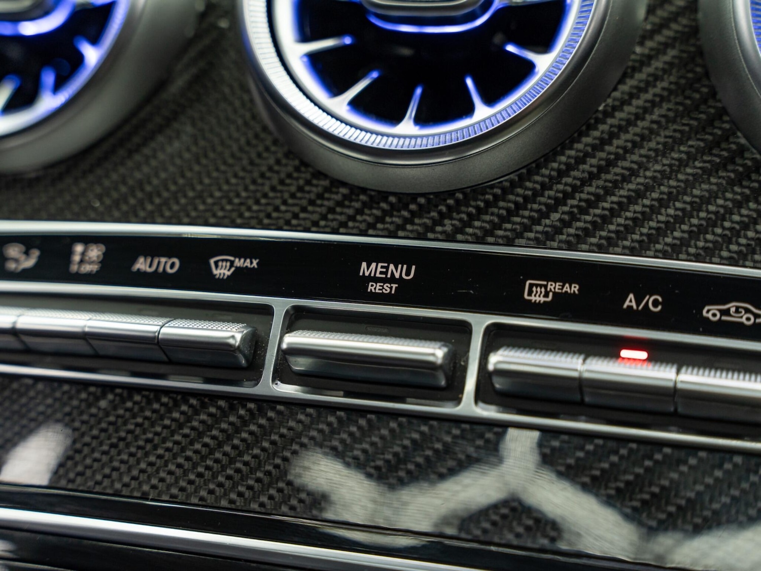 Used Mercedes-Benz GLC 2021 for sale - 77586593: Photo 30