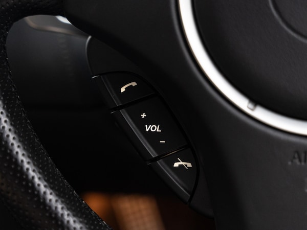 Used Aston Martin Vantage 2015 for sale - 75600229: Photo 18