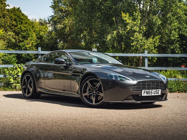 Used Aston Martin Vantage 2015 for sale - 75600229: Photo 1