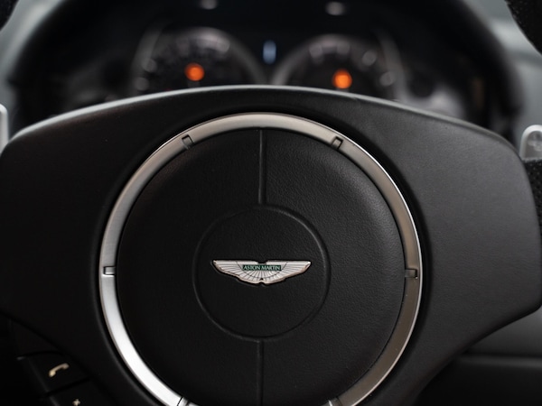 Used Aston Martin Vantage 2015 for sale - 75600229: Photo 51